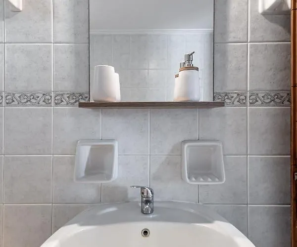 Naxian View דירה *