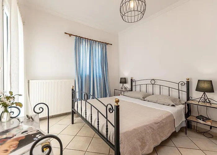 דירה Naxian View