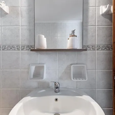 Naxian View Apartment *